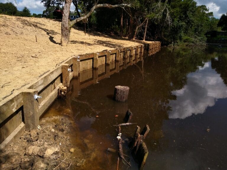 Wood Bulkhead Gulf Coast Waterfront Solutions